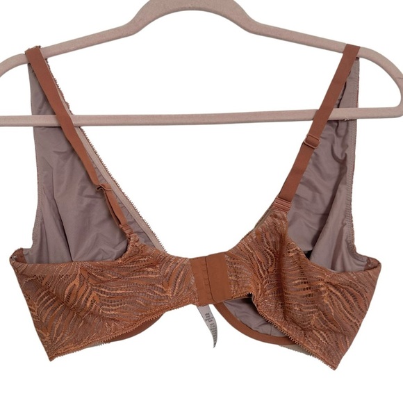 Victoria’s Secret Unlined Plunge Bra 38D Lace Camel Brown Underwire Neutral Tan - Picture 2 of 6